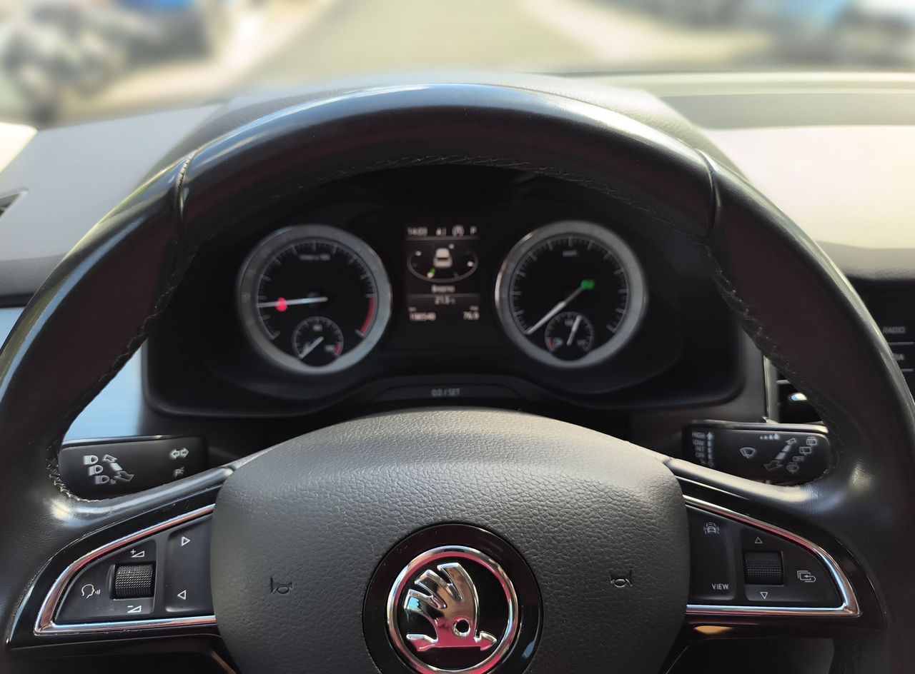 Zunanja slika - Škoda Kodiaq - 2.0 TDI 150 PS DSG - 2. LAST.- NAVI - ALU - VK - 12