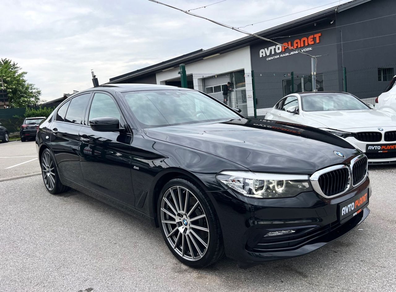 Zunanja slika - BMW Serija 5 - : 520d AUT. SPORTLiNE FULL LED HEADuP ŠIBEDAH ALU20 - 6