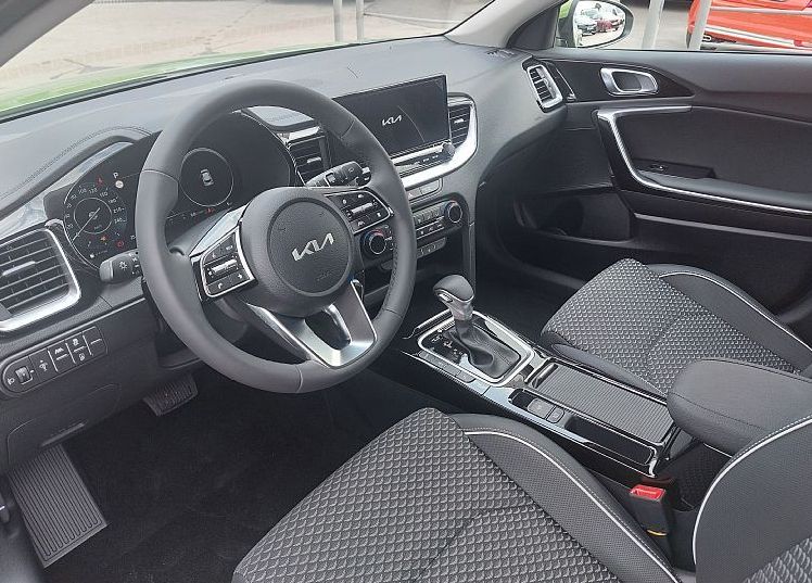 Zunanja slika - KIA XCeed - 1.6 T-GDi EX WAY ISG.7DCT 110.3 kW. VEČ BARV - 7