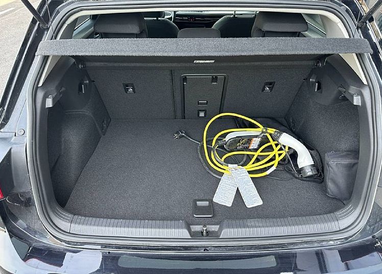 Zunanja slika - VW Golf - 1.4 TSI DSG PHEV Style 110  150 - 11