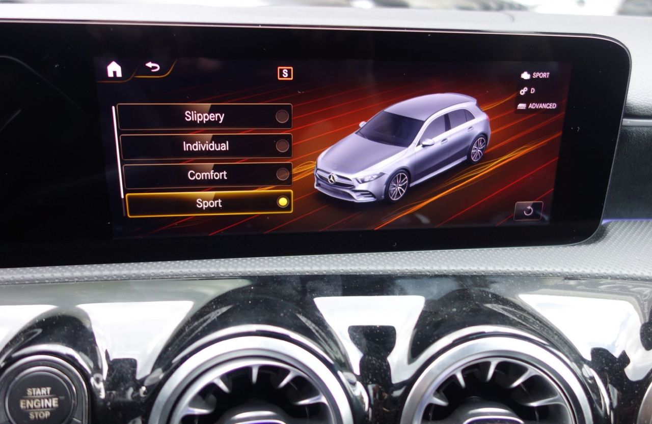 Zunanja slika - Mercedes-Benz A-Razred - Mercedes-AMG A 35 4MATIC+ - 19