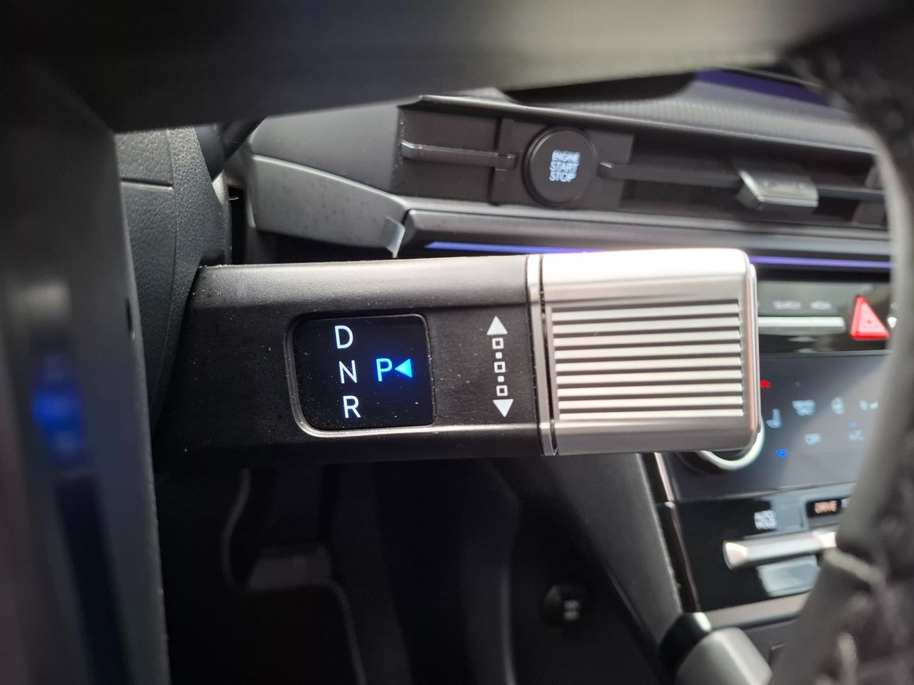 Zunanja slika - Hyundai Santa Fe - 1.6 HEV 4WD - AVTOMATIK - SAMO 14.859KM - TOP CENA - 16