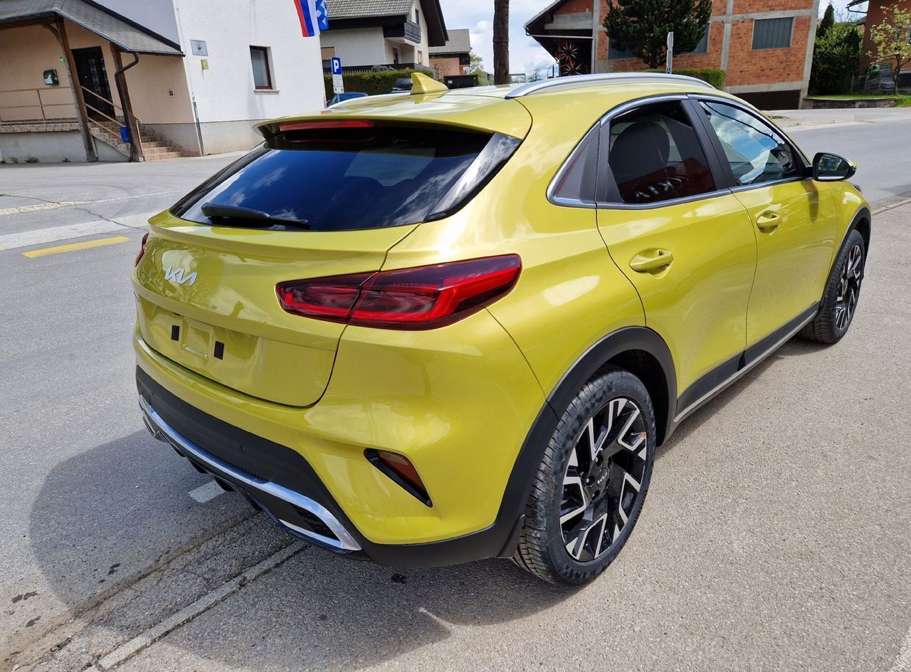 Zunanja slika - KIA XCeed - 1.0 T-GDi EX Way - 7