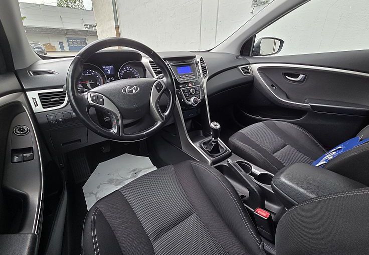 Zunanja slika - Hyundai i30 Wagon - 1.6 GDi Comfort - 7