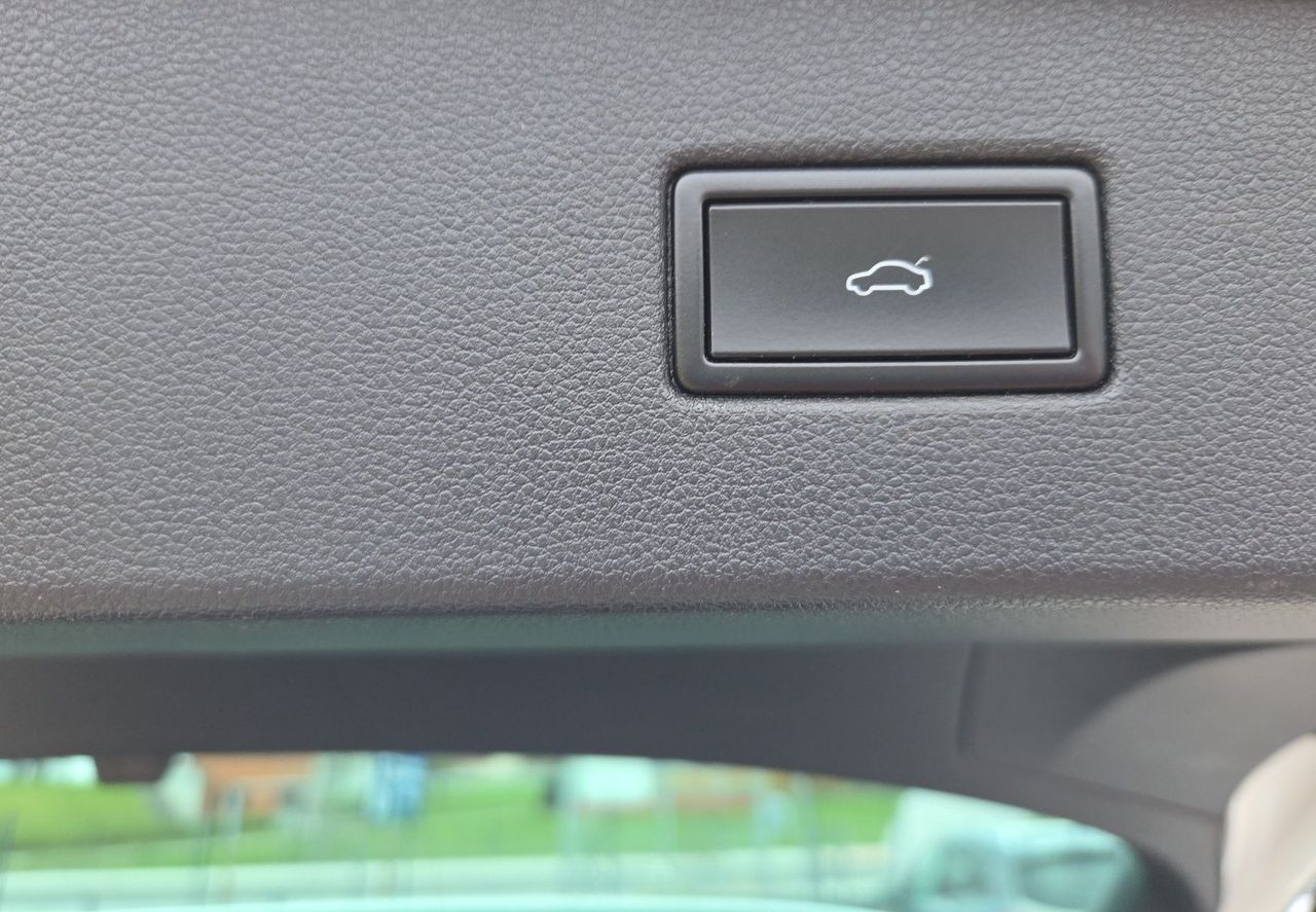Zunanja slika - VW Tiguan - 2.0 TDI SCR 4MOTION BMT R-Line .rezerviran - 14
