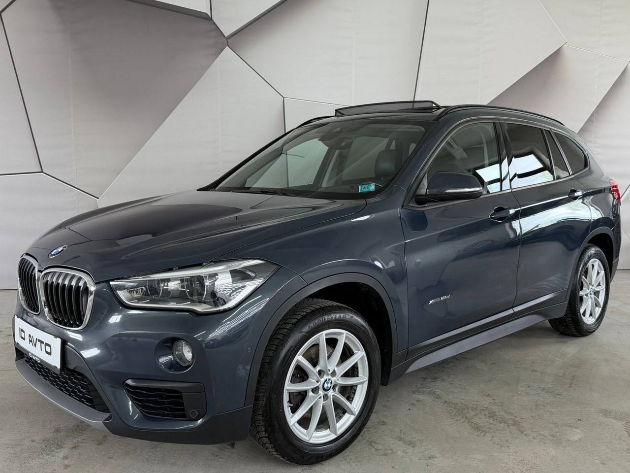 Zunanja slika - BMW X1 - XDRIVE 18D - 4