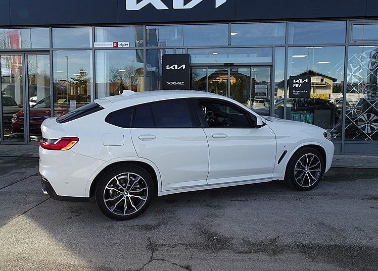 Zunanja slika - BMW X4 - serija : xDrive 20d M Sport -360k -Ambient -Navi Prof - 6