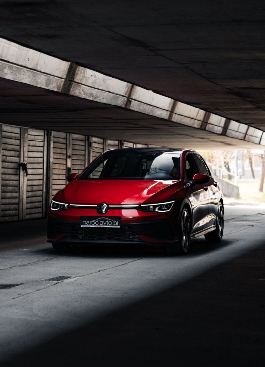 Zunanja slika - VW Golf - 2.0 TSI GTI ClubSport - 19 COL - IQLED - Alkantara - 2
