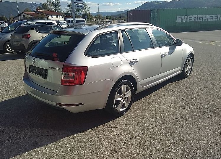 Zunanja slika - Škoda Octavia - 2.0 TDI Ambition 110 kW -2- - 2