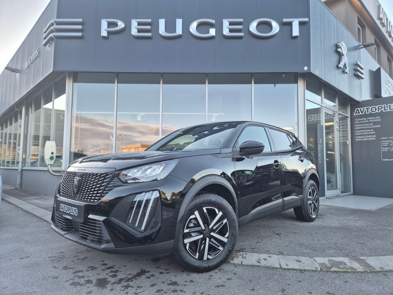Zunanja slika - Peugeot 2008 - ACTIVE PACK PureTech 100 - 16