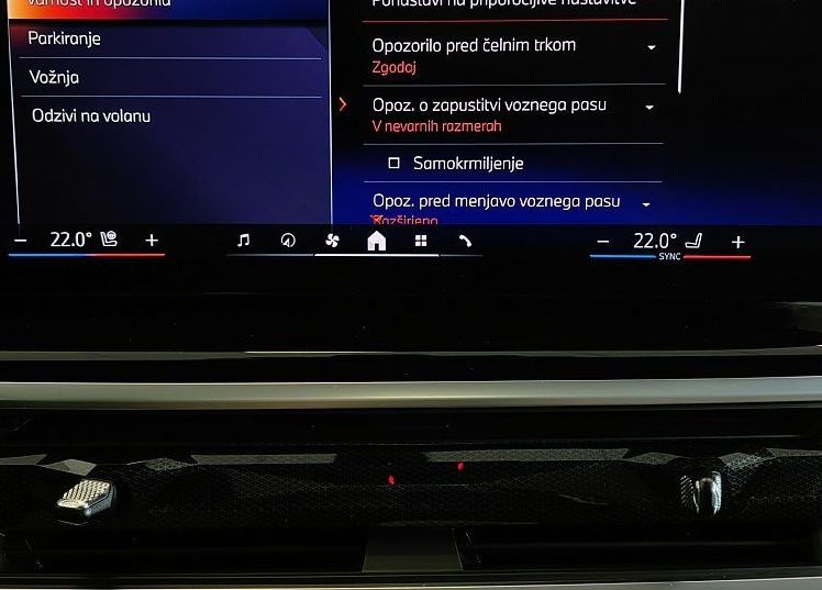 Zunanja slika - BMW X5 - serija : 30d-XD-M-PAKET-ZRAČNO-PANO-SOFT-CL-360KAM-LASER-22 - 16