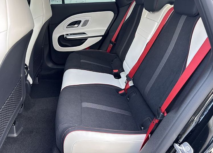 Zunanja slika - Mercedes-Benz CLA-Razred - CLA 200 AMG LINE Plus. Burmester... - 7