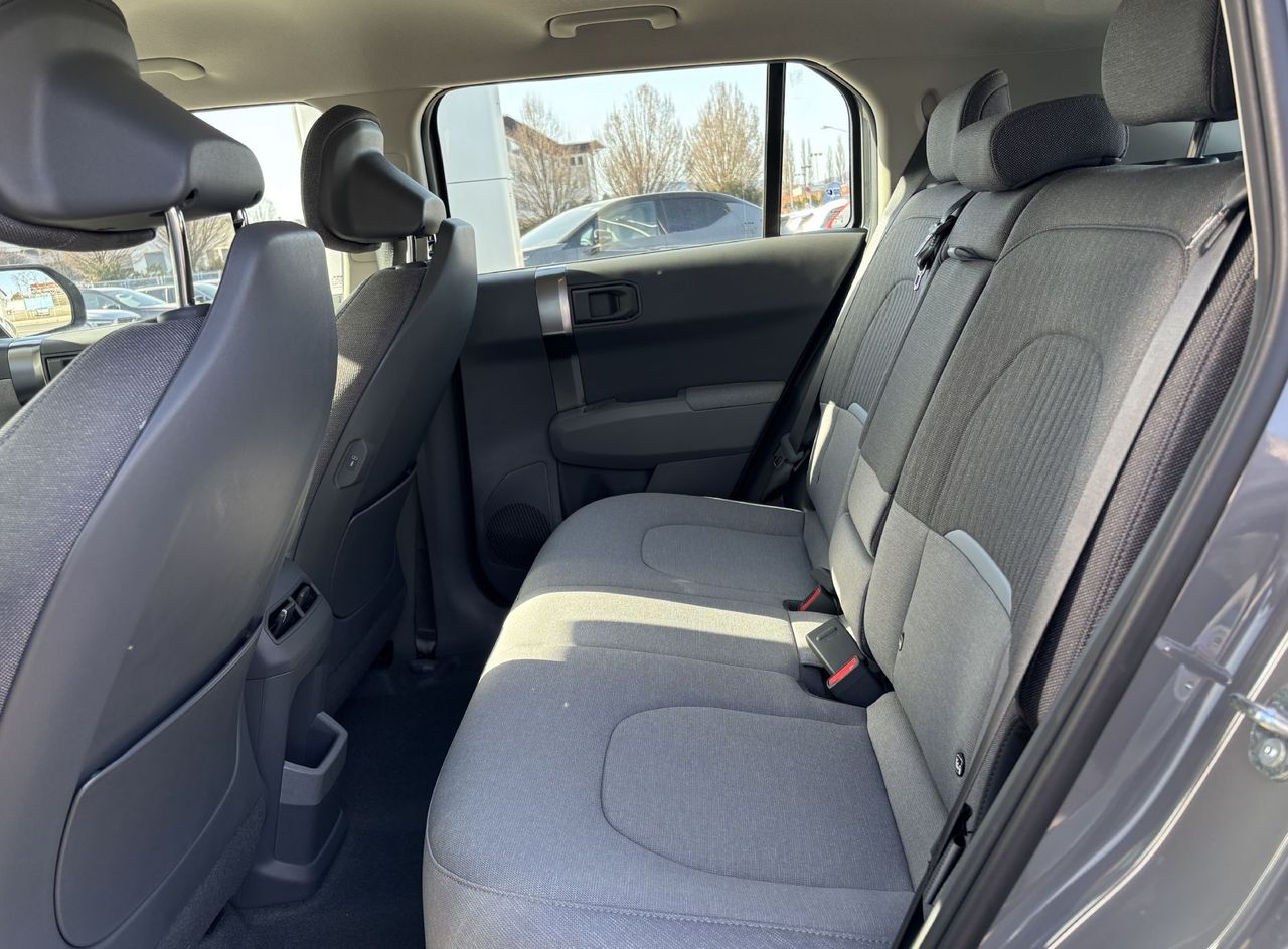 Zunanja slika - KIA EV3 - 58.3 kWh baterija. 150 kW  204 KM  Sky - 8