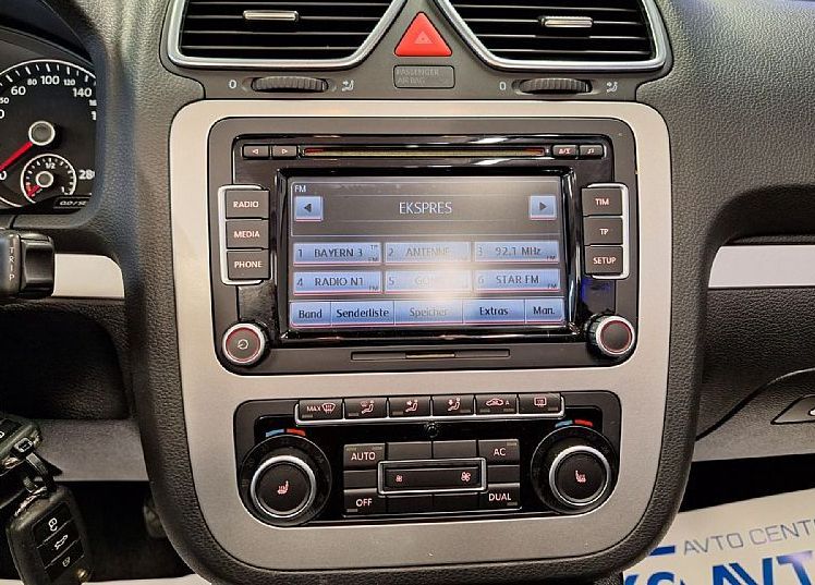 Zunanja slika - VW Eos - 1.4 TSI 1 LASTNIK-ALU-PDC-GRETJE SEDEŽEV-TEMP.-... - 11