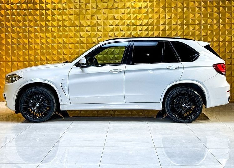 Zunanja slika - BMW X5 - serija : xDrive30d M Sport-LED-PANO-HEADUP-SOFTCLOSE-360 - 6