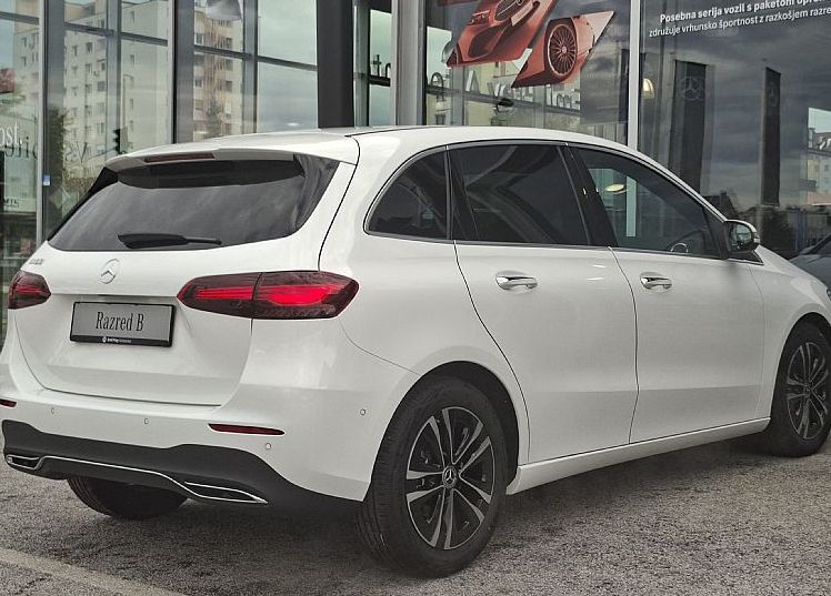 Zunanja slika - Mercedes-Benz B-Razred - 180 DCT ...TOP CENA... - 4