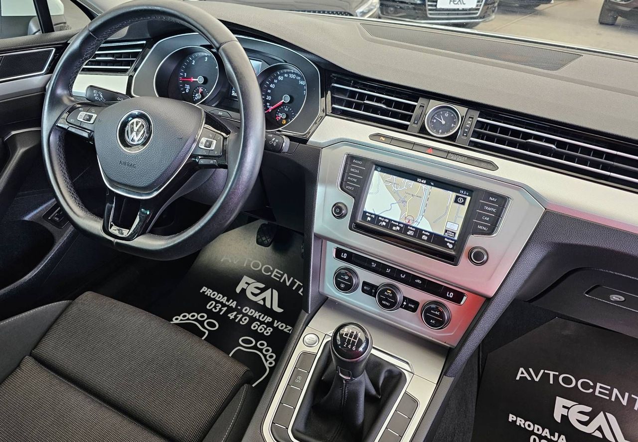Zunanja slika - VW Passat - 2.0 TDI-SPORT LINE- FULL LED-LIMUZINA-1 LASTNIK-.. - 14