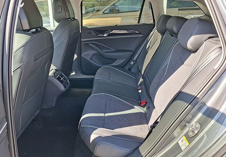 Zunanja slika - VW Passat - Variant 2.0 TDI BMT Elegance DSG - 10
