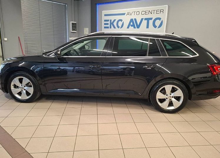 Zunanja slika - Škoda Superb - 2.0 TDI 4x4 Sportline Combi DSG 190KM-KAMERA-LED-. - 11