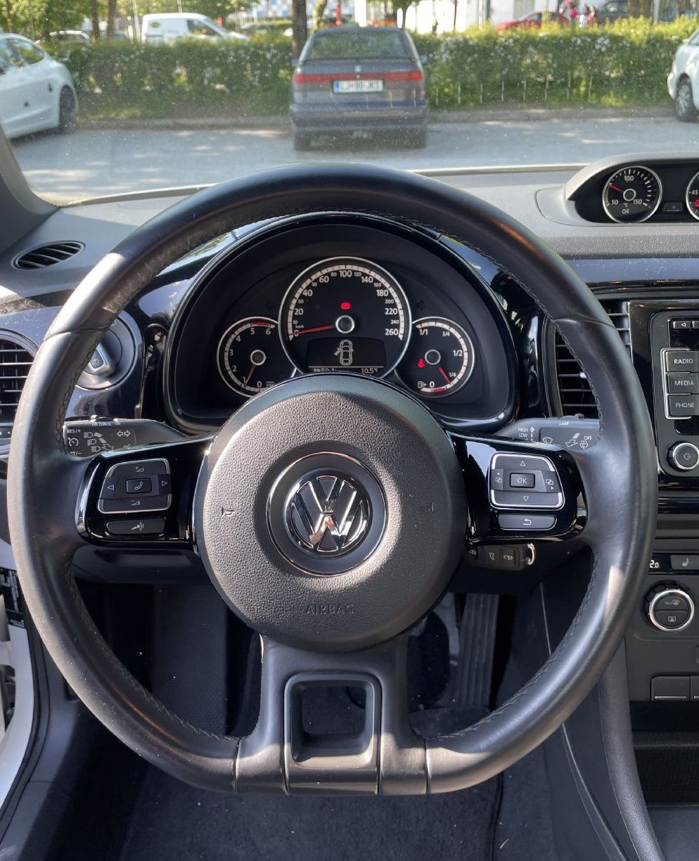 Zunanja slika - VW Beetle - NAVIGACIJA-TEMPOMAT-PARK SENZORJI-MULTIFUNKCIJA - 9