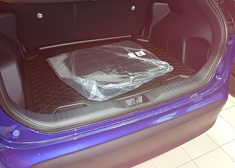 Zunanja slika - Toyota Yaris Cross - 1.5 VVT-i hibrid Cool 85kW - 4