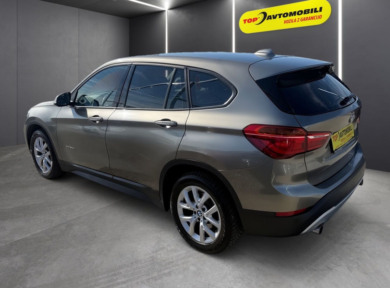 Zunanja slika - BMW X1 - serija :  xDrive20d HEAD-UP FULL LED NAVI PDC USNJE - 3