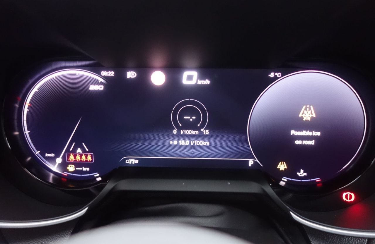 Zunanja slika - Alfa Romeo Giulia - 2.0 Turbo 280 Ti AT8 Q4 - 8