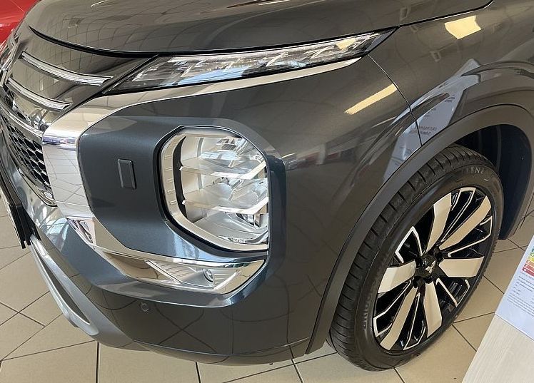 Zunanja slika - Mitsubishi Outlander - 2.4 PHEV INSTYLE NA ZALOGI - 16