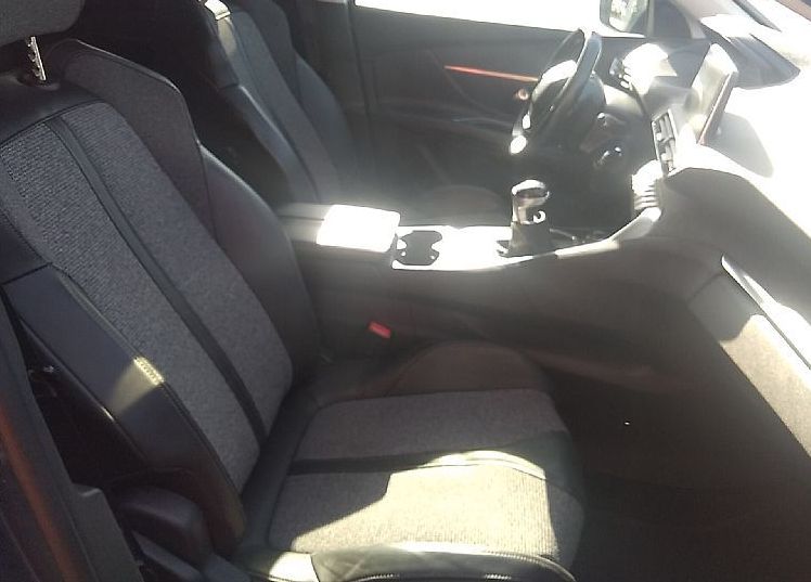 Zunanja slika - Peugeot 5008 - 2.0 BLUEHDI 150 ALLURE -45- - 6