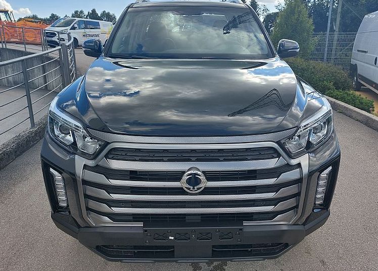 Zunanja slika - KG Mobility Musso - 2.2 XDi ULTIMATE 4x4 A T VEČ BARV - 2