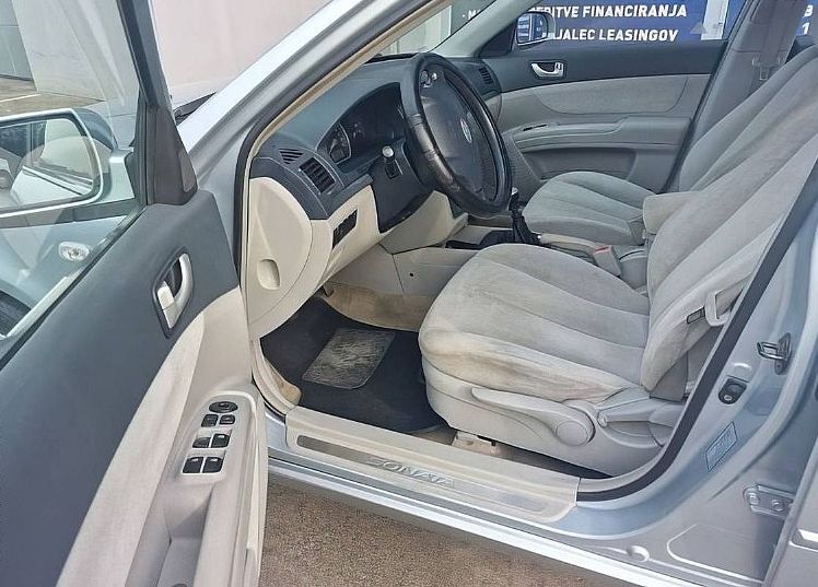 Zunanja slika - Hyundai Sonata - 2.0 CRDI VGT GLS STYLE - 5