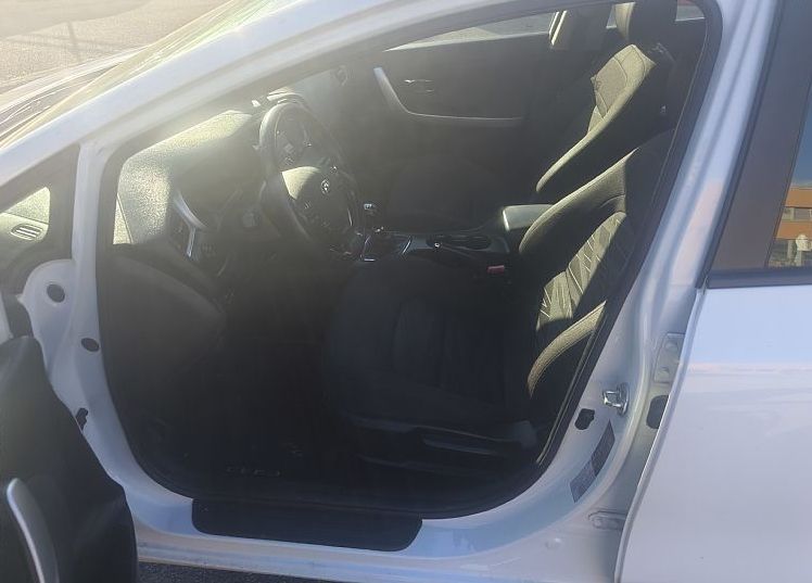 Zunanja slika - KIA Ceed - Benc. 1.4 CVVT LX Champion Navi 6M T - 8