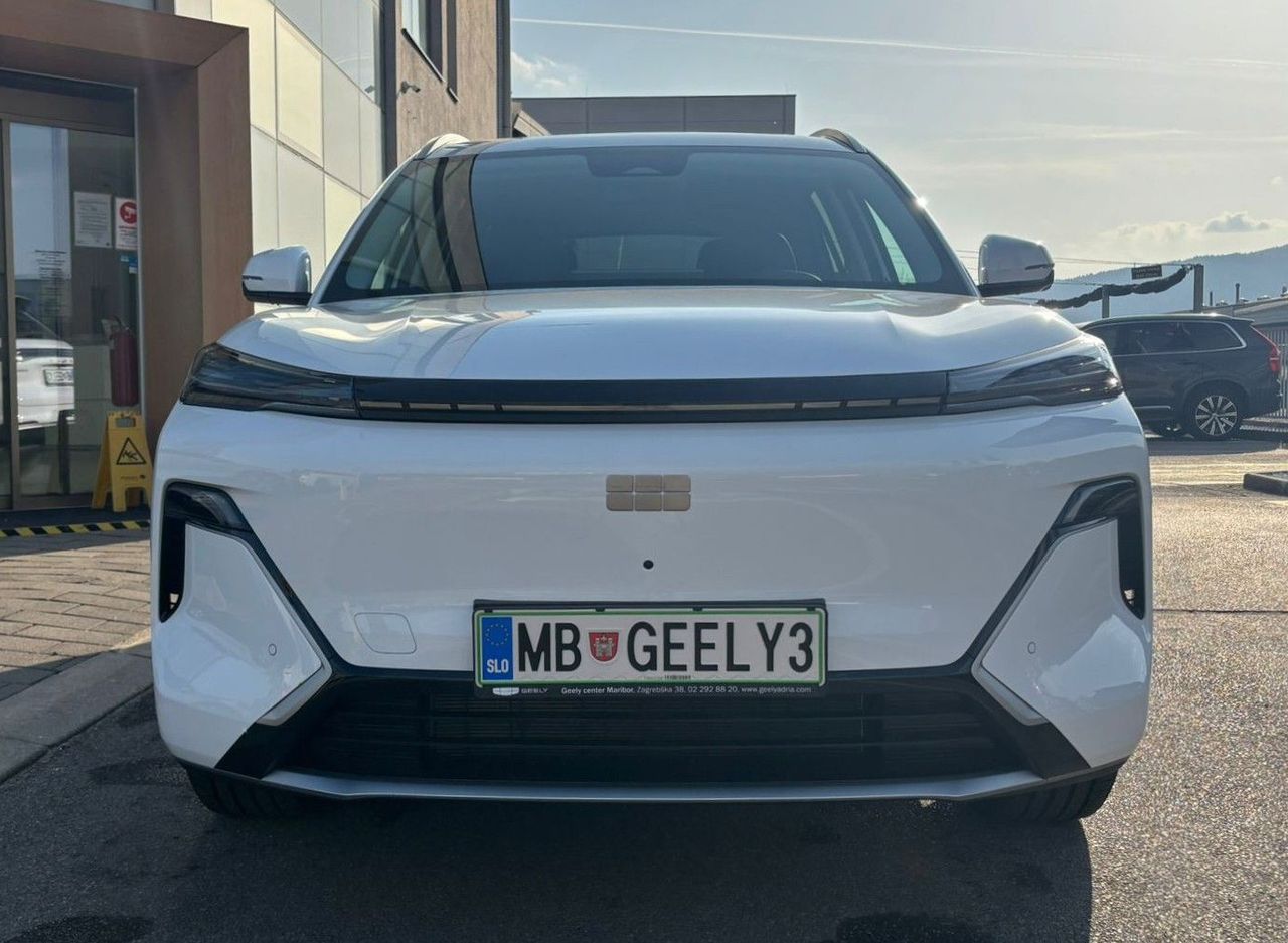 Zunanja slika - Geely StarRay - EM-i 1.5 PHEV 7DCT MAX OPREMA - 2