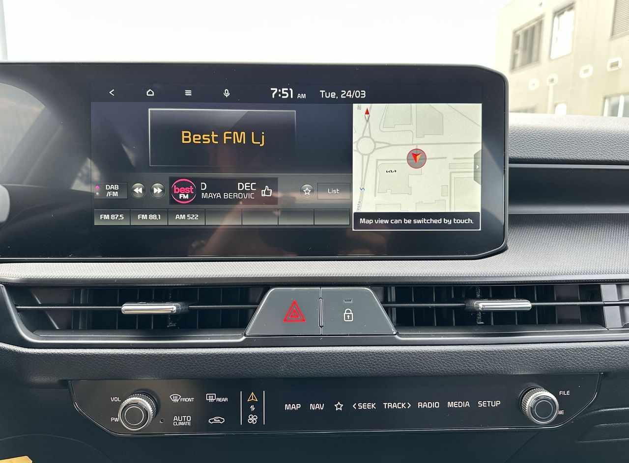 Zunanja slika - KIA Stonic - 1.0 T-GDi LX Life M T - 17