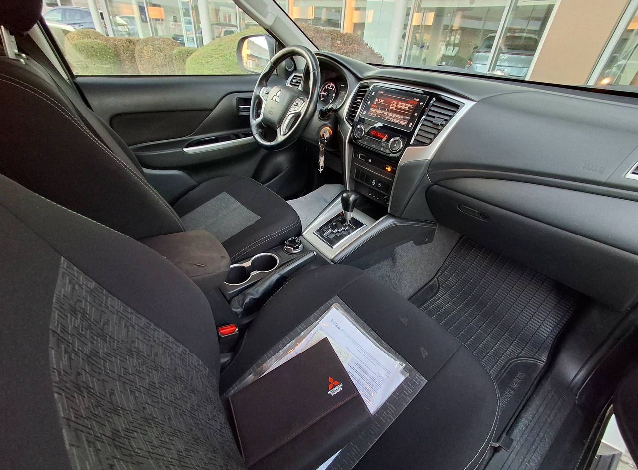 Zunanja slika - Mitsubishi L 200 - Doppelkabine 4WD DECEMBRSKA AKCIJA - 6