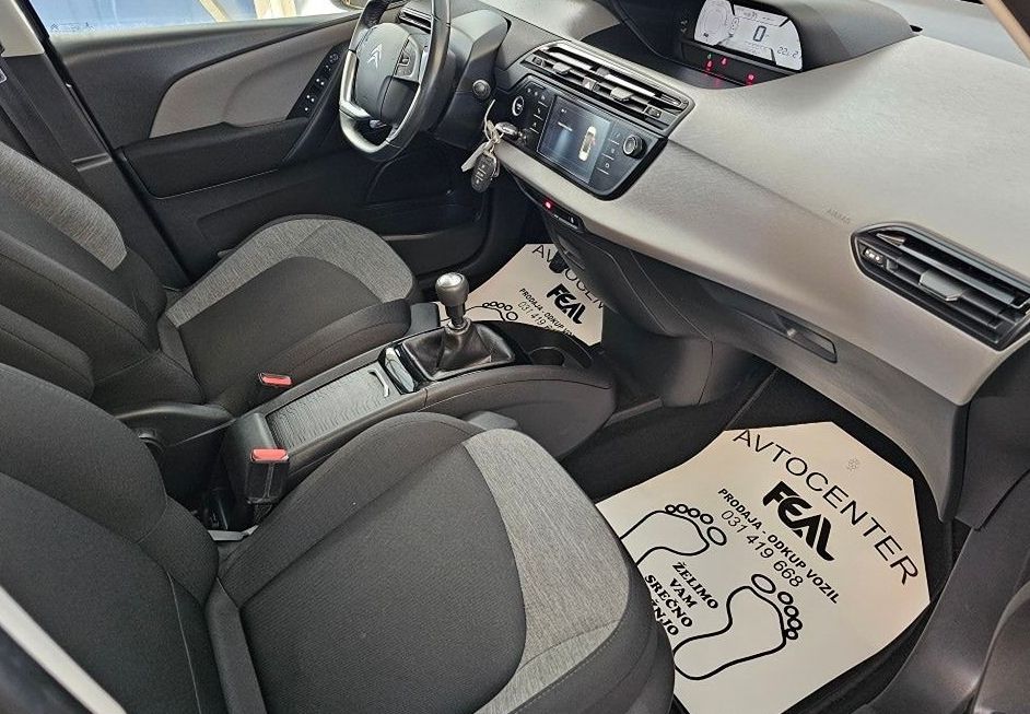 Zunanja slika - Citroën C4 - Picasso 1.2 PT-1 LASTNIK-SERVISNA KNJIGA-FACELIFT-ODLIČEN - 12