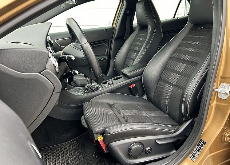 Zunanja slika - Mercedes-Benz GLA-Razred - GLA 180-LED-NAVI-PDC-KAMERA-ALU - 9