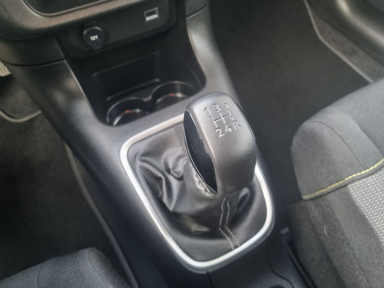 Zunanja slika - Citroën C3 - C-Series 1.2PT - SAMO 23.648KM - POTRJENA SERVISNA - 16