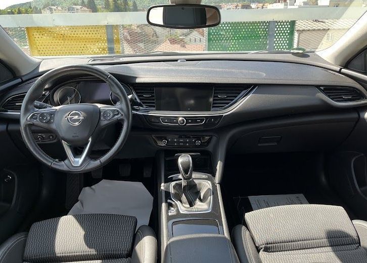 Zunanja slika - Opel Insignia - Tourer 1.5 Turbo Innovation. NAVI.PDC. LED. KAMERA - 11