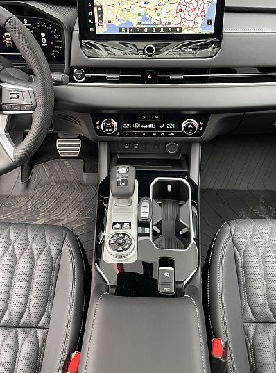 Zunanja slika - Mitsubishi Outlander - 2.4 PHEV Instyle Auto - 9