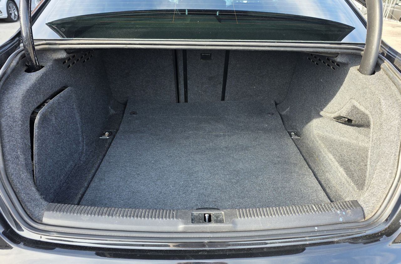 Zunanja slika - Audi A4 - 2,0 TDI - 16