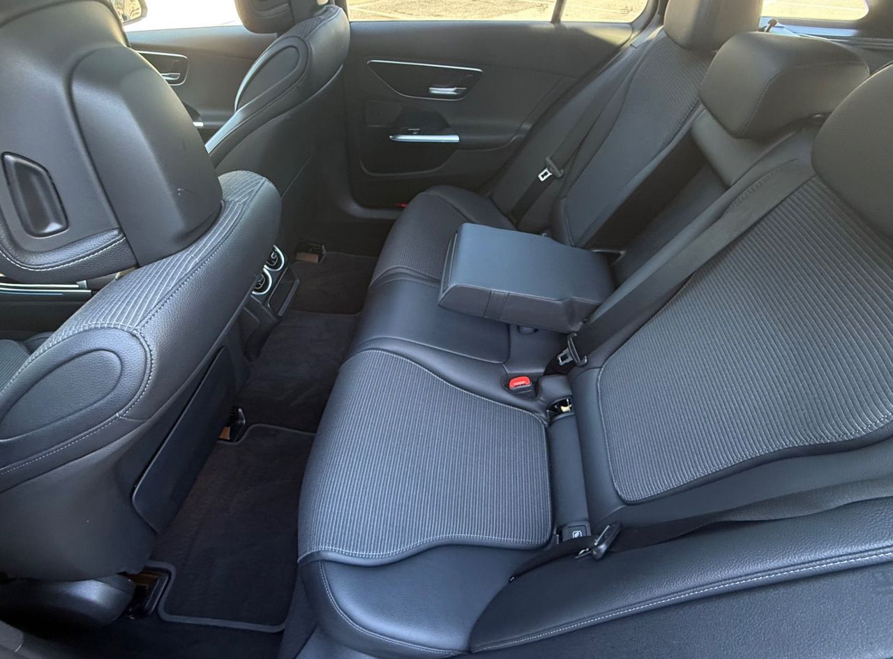 Zunanja slika - Mercedes-Benz C-Razred - C 200 d Avt Avantgarde-Matrix-Panorama-Kam360-Am - 17