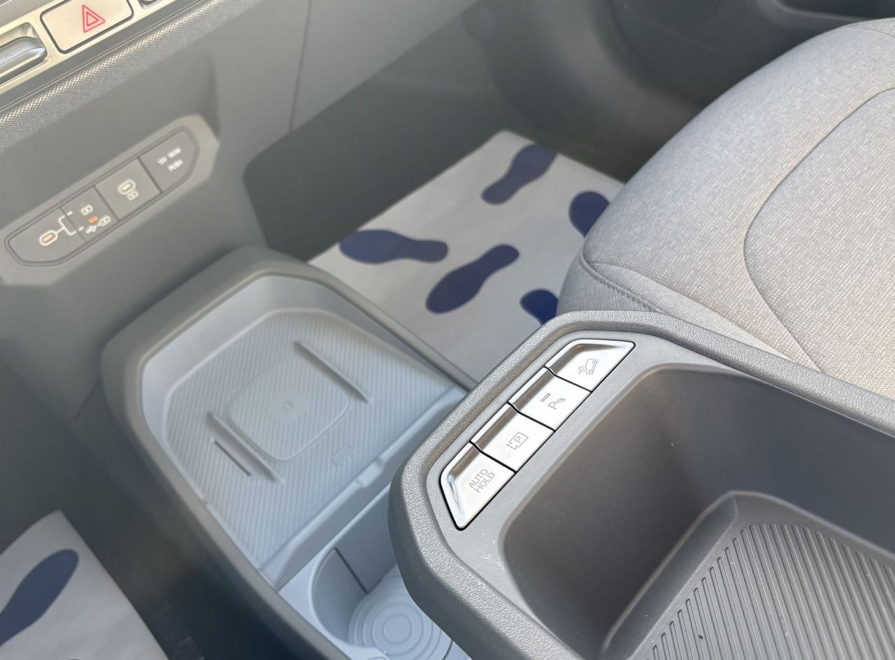 Zunanja slika - KIA EV3 - 58.3 kWh baterija. 150 kW  204 KM  Sky - 12