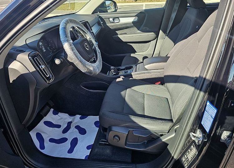 Zunanja slika - Volvo XC40 - B4P 4x4 AUT Momen-Pro|FULED|ALU|RADAR|NAViI|PDC| - 8