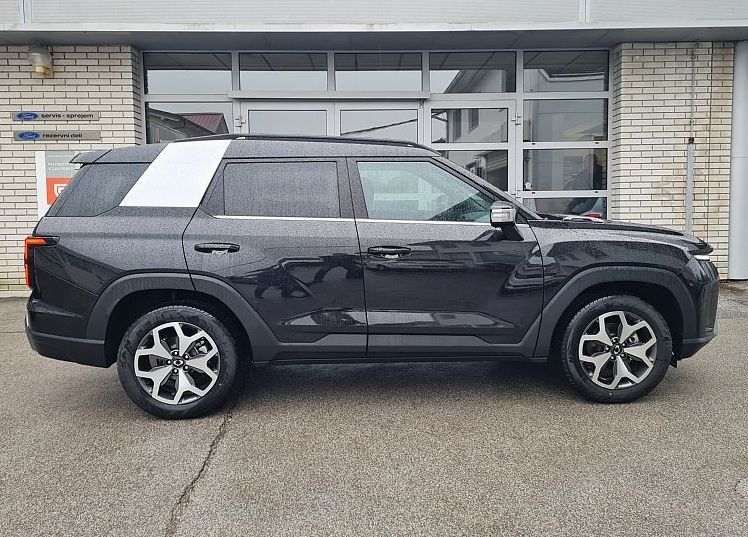 Zunanja slika - KG Mobility Torres - 1.5 T-GDi Adventure 4x4 A T - 4