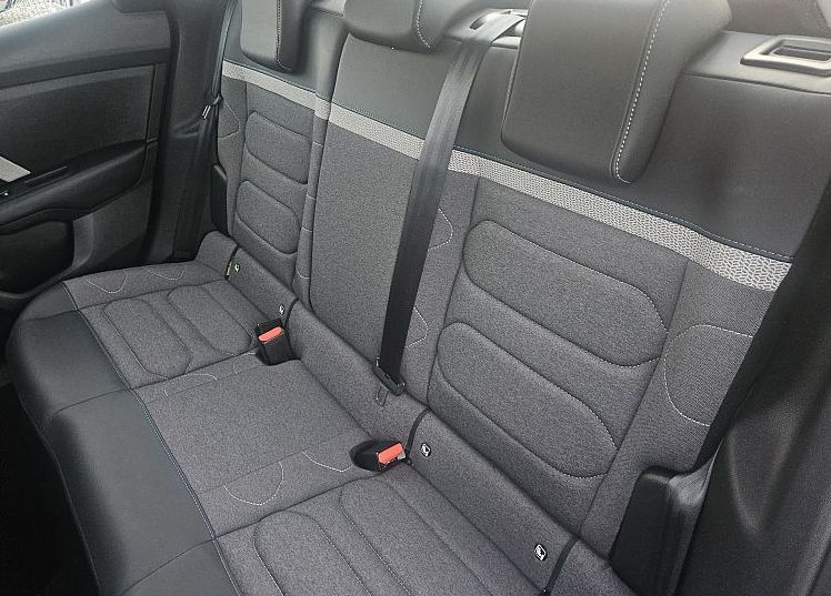 Zunanja slika - Citroën C4 X - 1.2i 131ks °1.LASTNIK° °AUT + F1° °FULL-LED° - 12