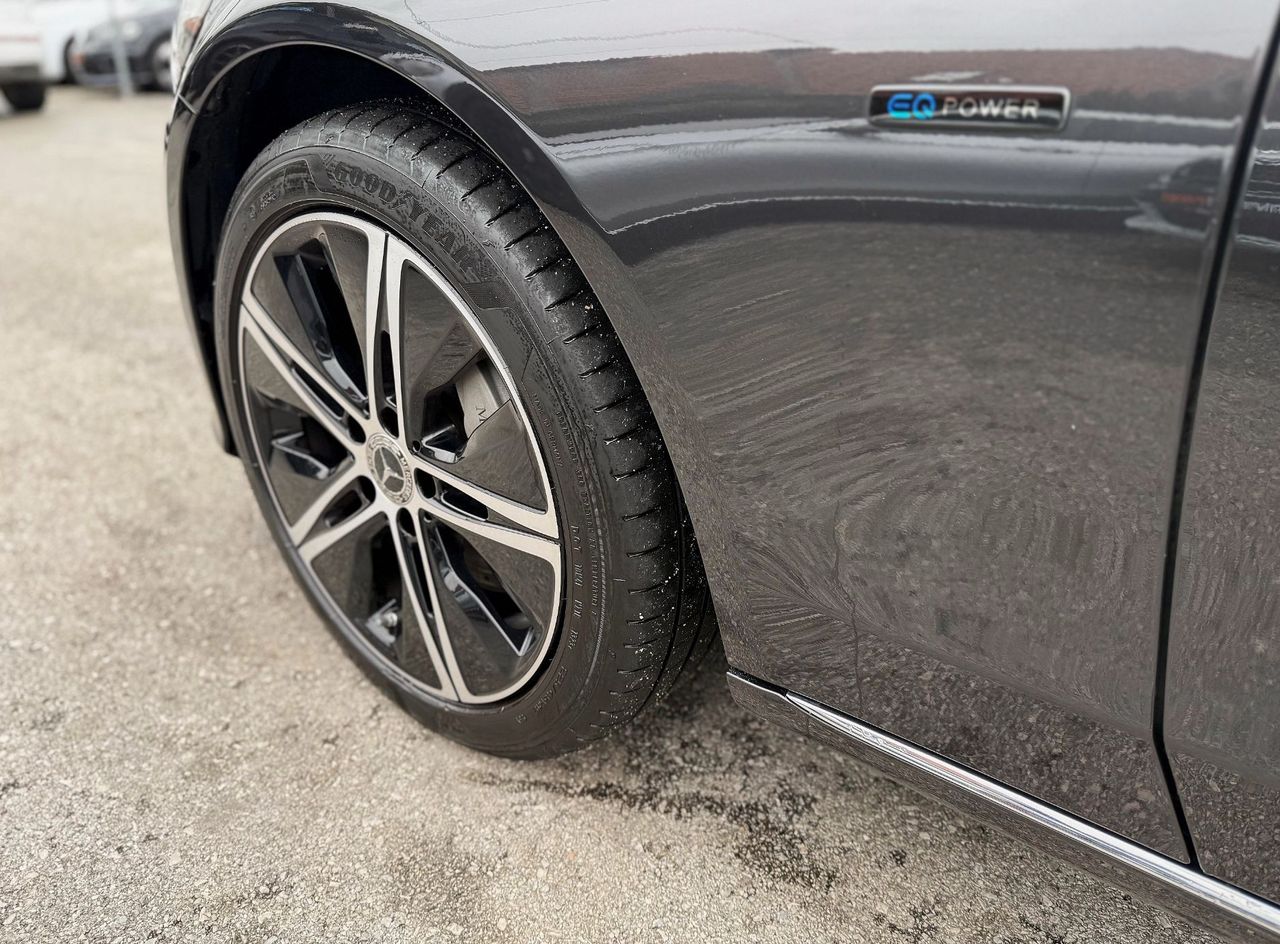 Zunanja slika - Mercedes-Benz C-Razred - C 300 EQ 4MATIC Le84.000km LED ACC WEBASTO ALU19 - 10