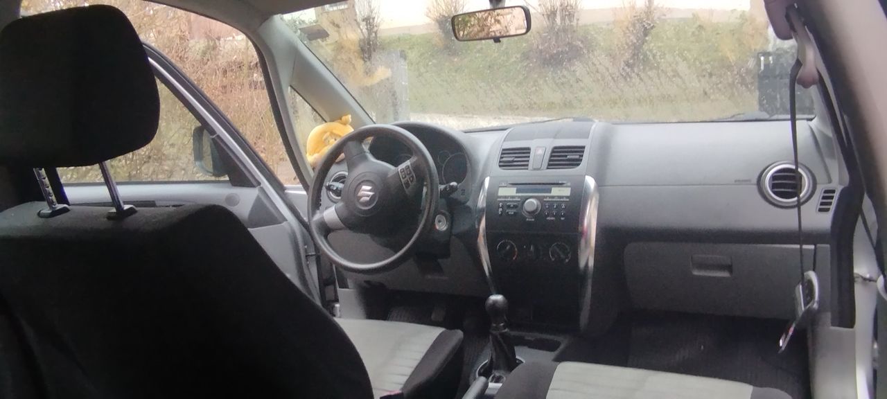 Zunanja slika - Suzuki SX4 - 4x4 1,6 Deluxe - 5