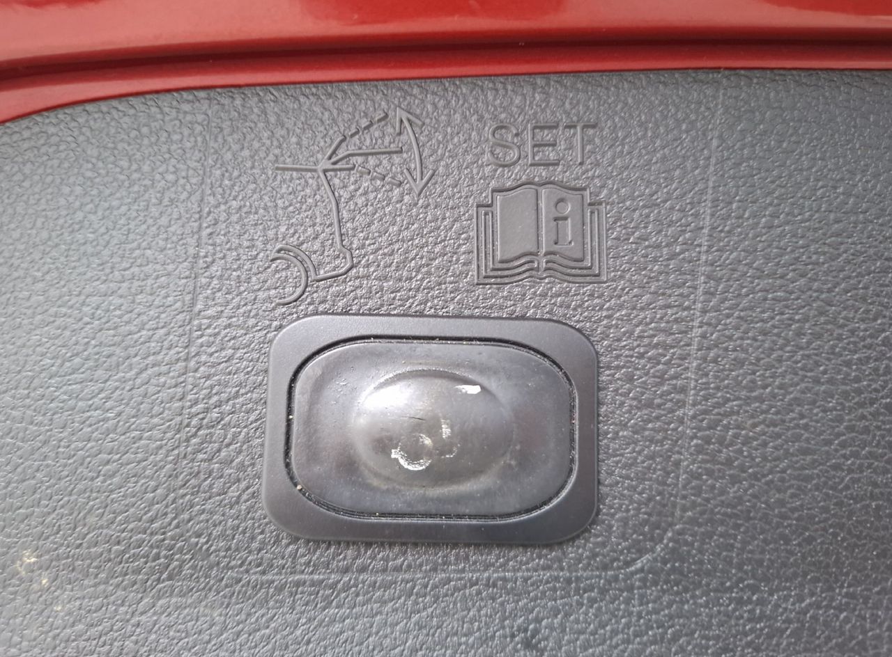 Zunanja slika - Ford Kuga - 2.0 TDCi 110kW AWD AVTOMATIK + SERVISNA KNJIGA - 19