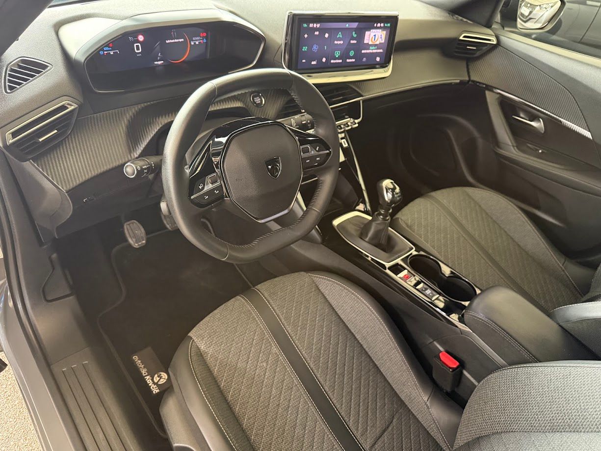 Zunanja slika - Peugeot 2008 - 1,2 PureTech 100 S&S Allure - 2